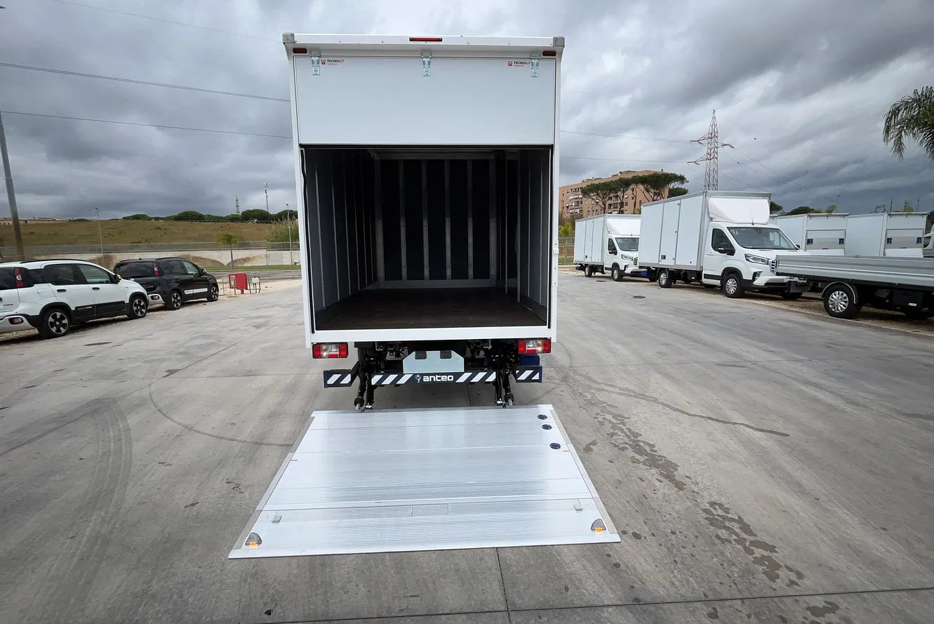 Maxus Deliver 9 Allestiti