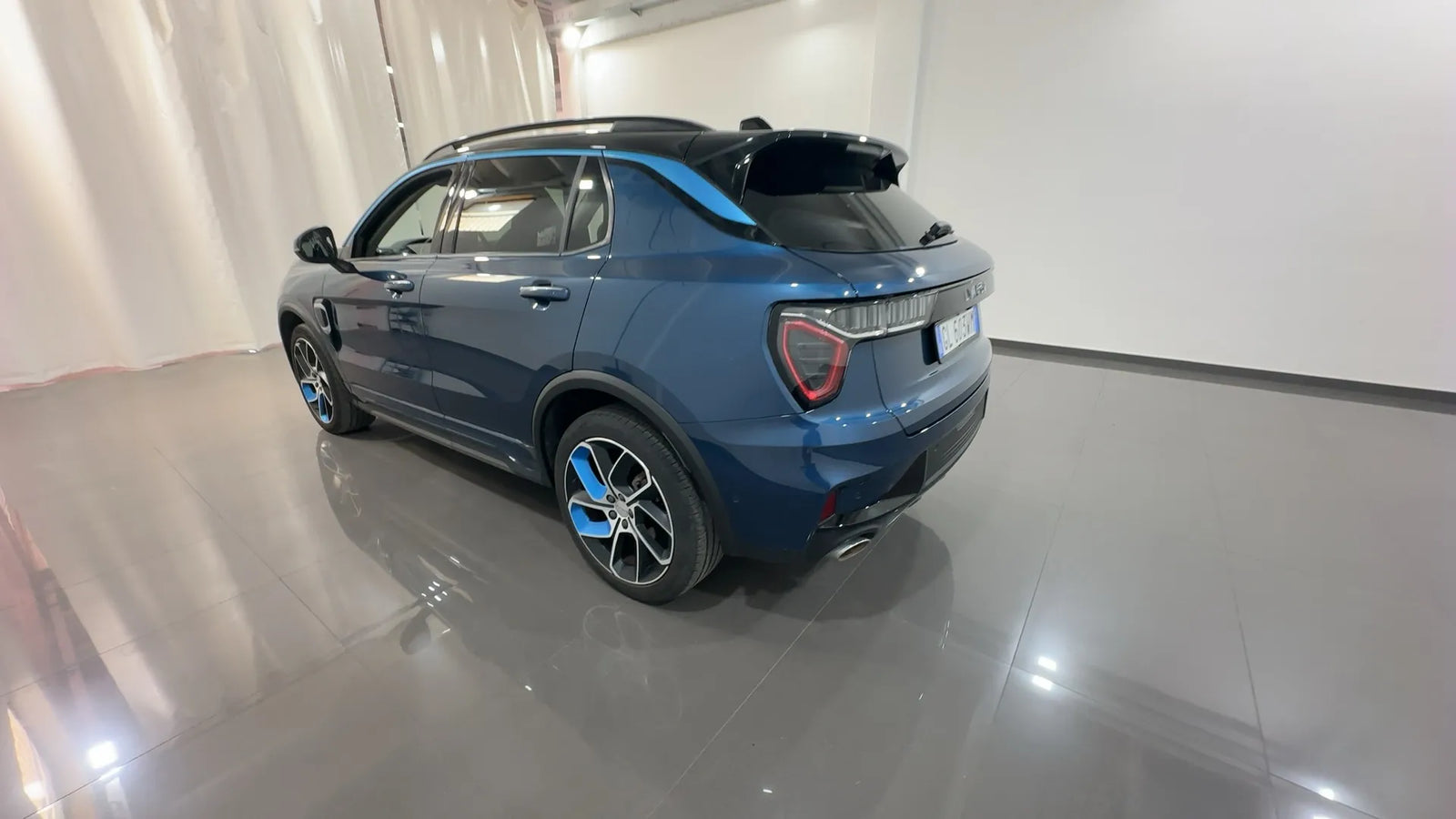 Lynk E Co 01