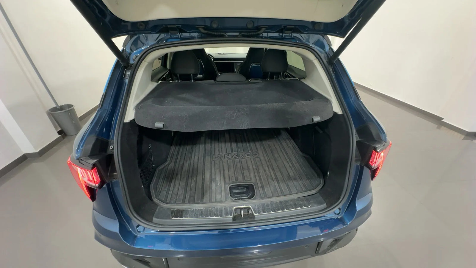 Lynk E Co 01
