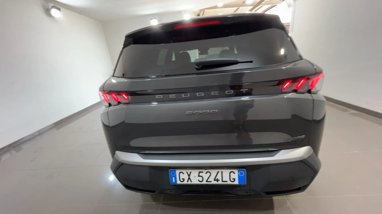 Peugeot 5008