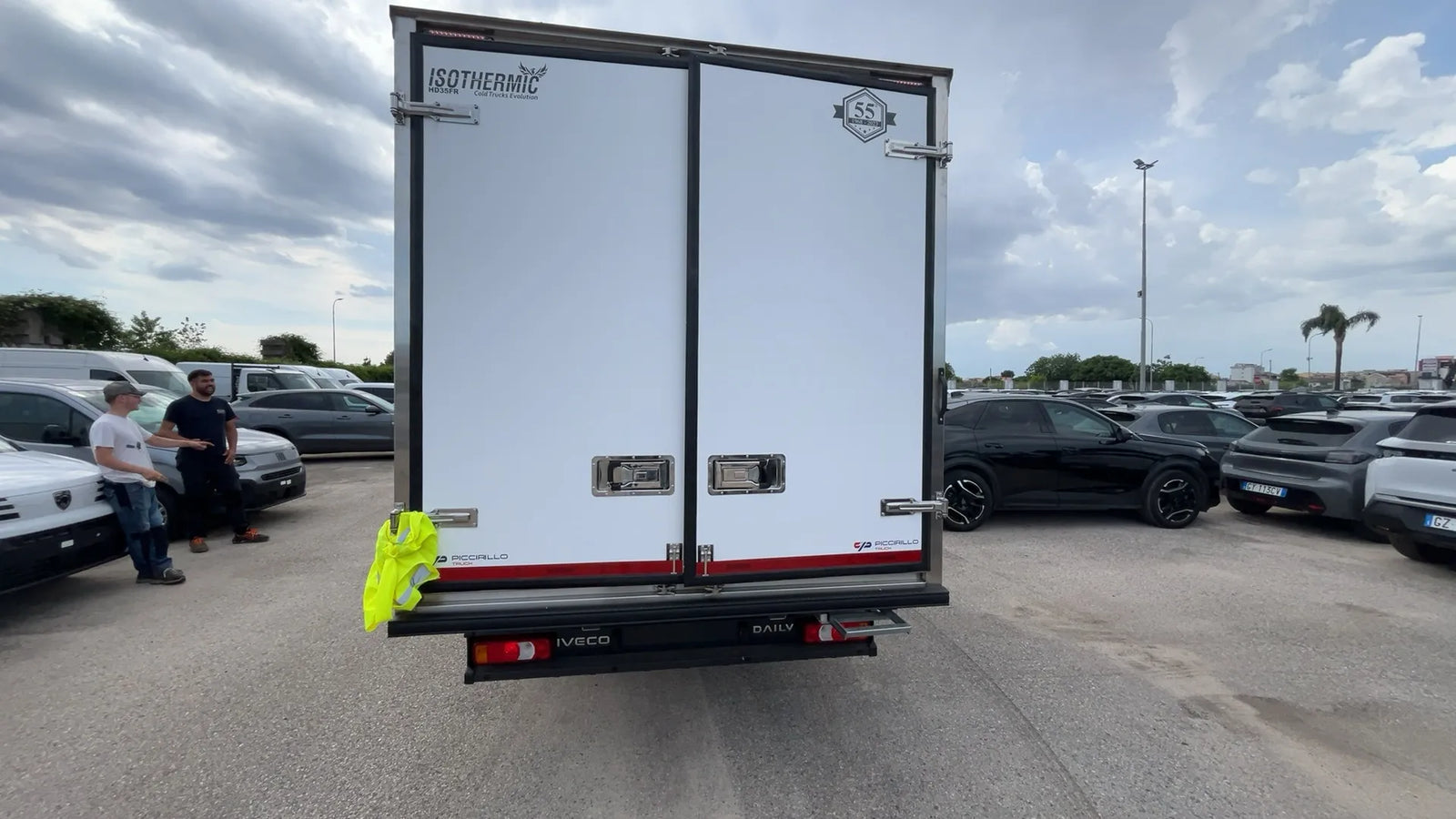 Iveco DAILY Cabinato