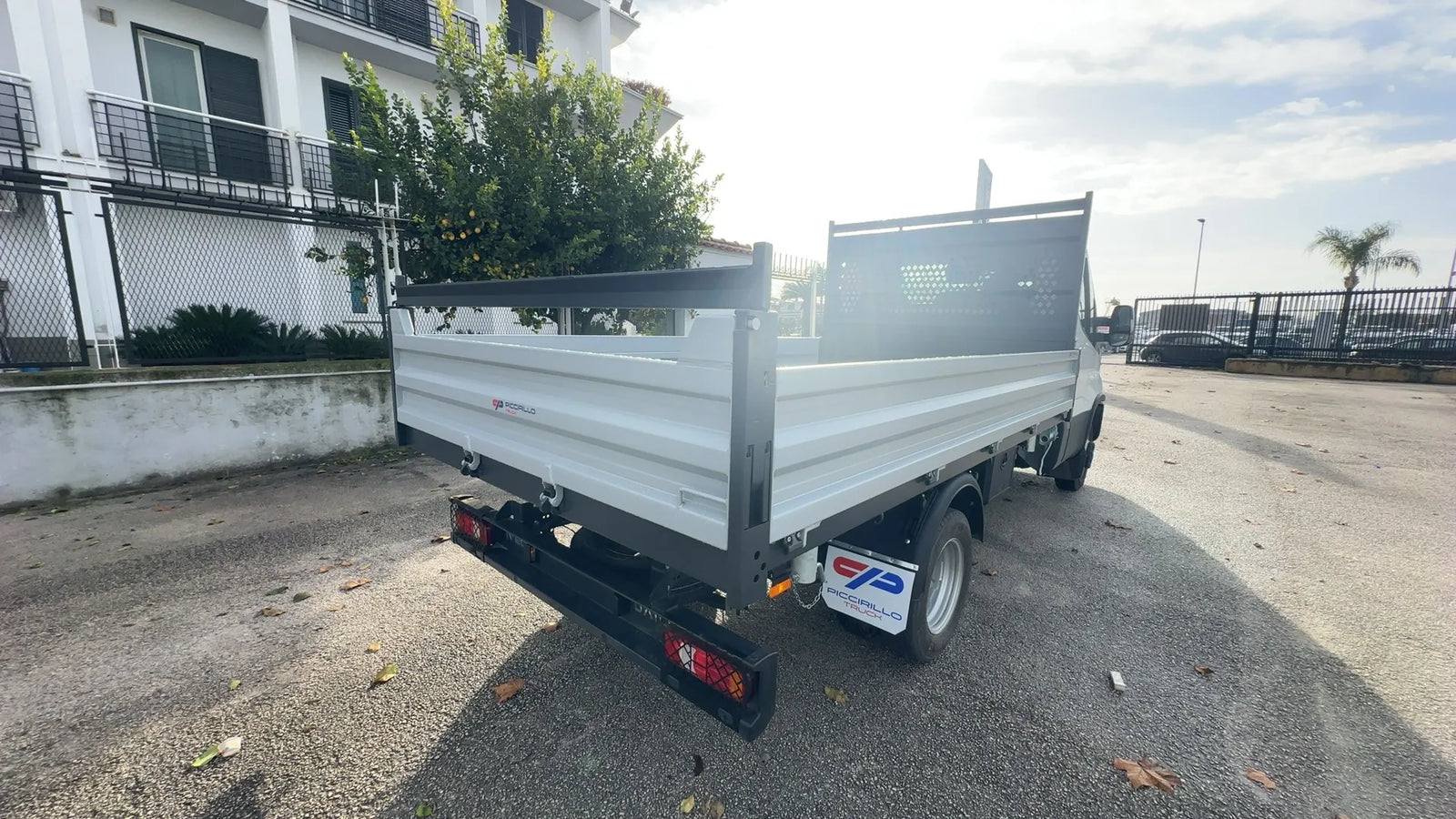 Iveco DAILY Cabinato