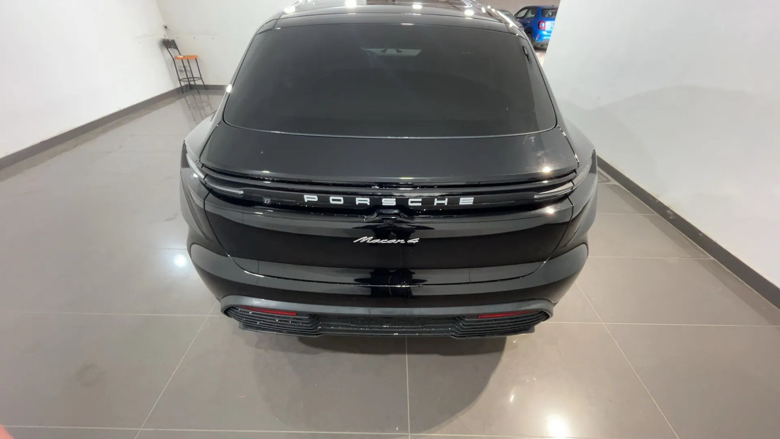 Porsche Macan EV