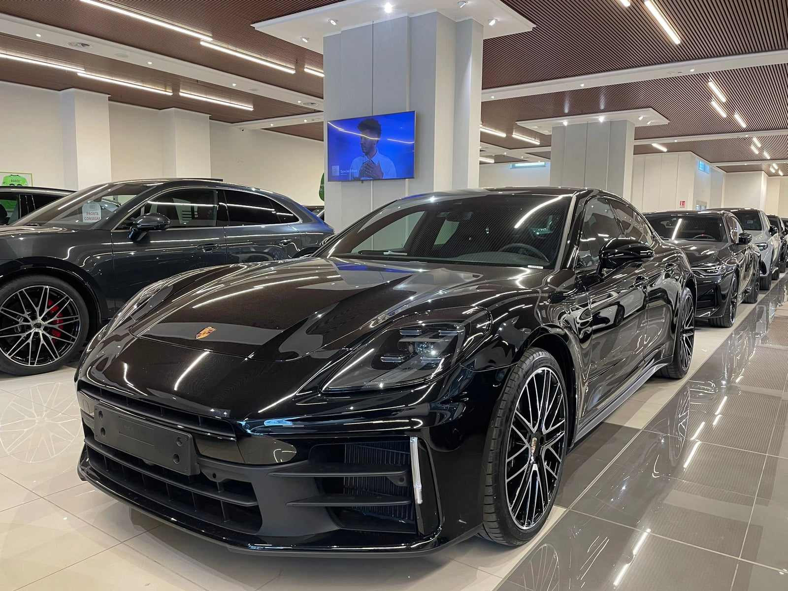 Porsche Panamera III 2024