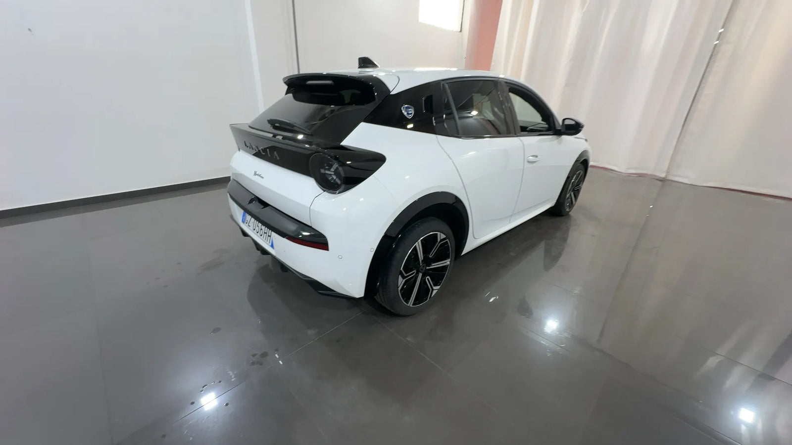 Lancia Ypsilon