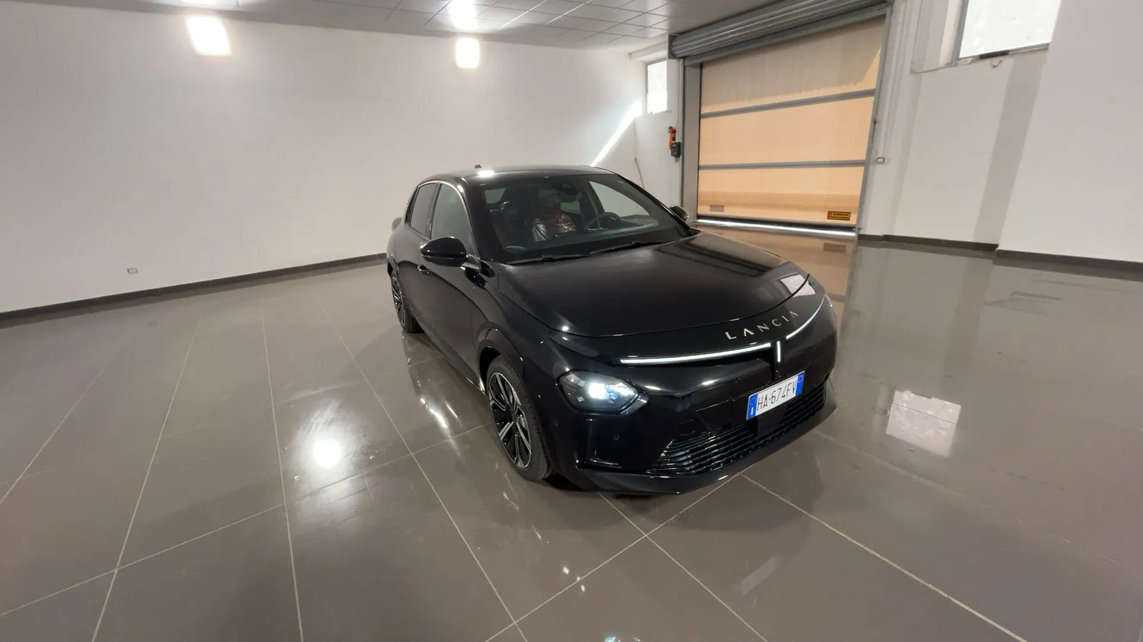 Lancia Ypsilon