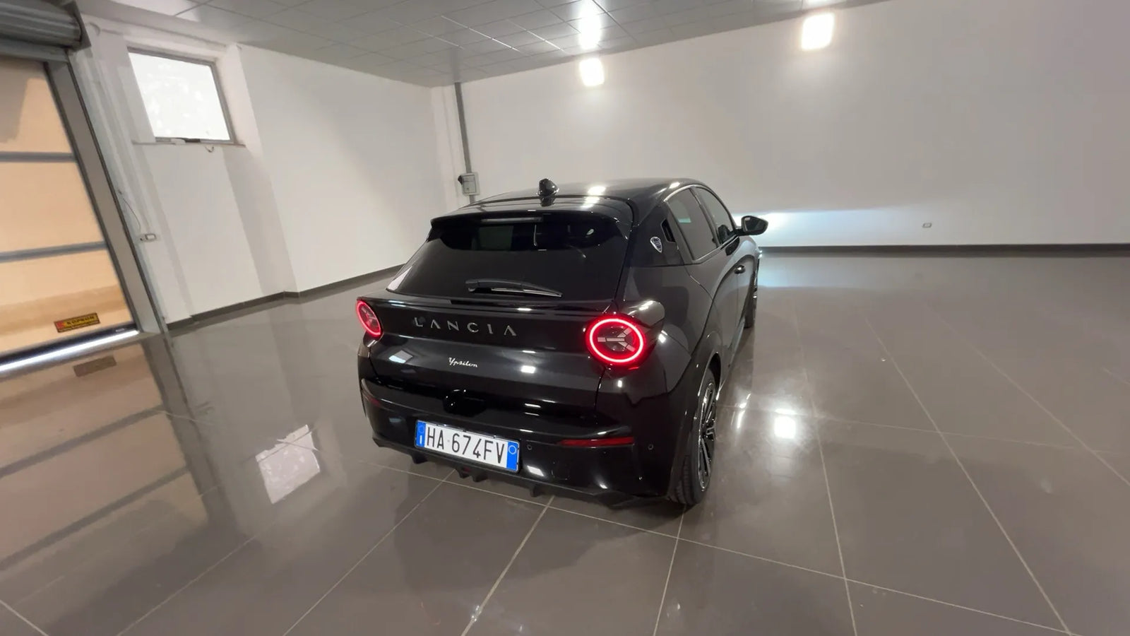 Lancia Ypsilon