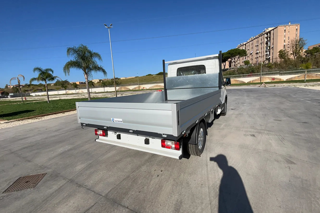 Maxus Deliver 9 Allestiti