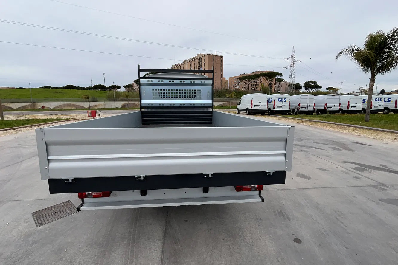 Maxus Deliver 9 Allestiti