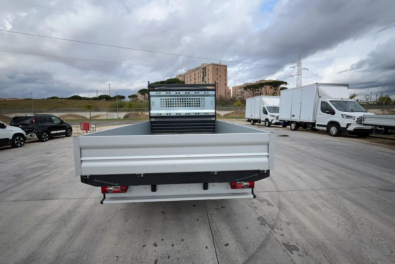 Maxus Deliver 9 Allestiti