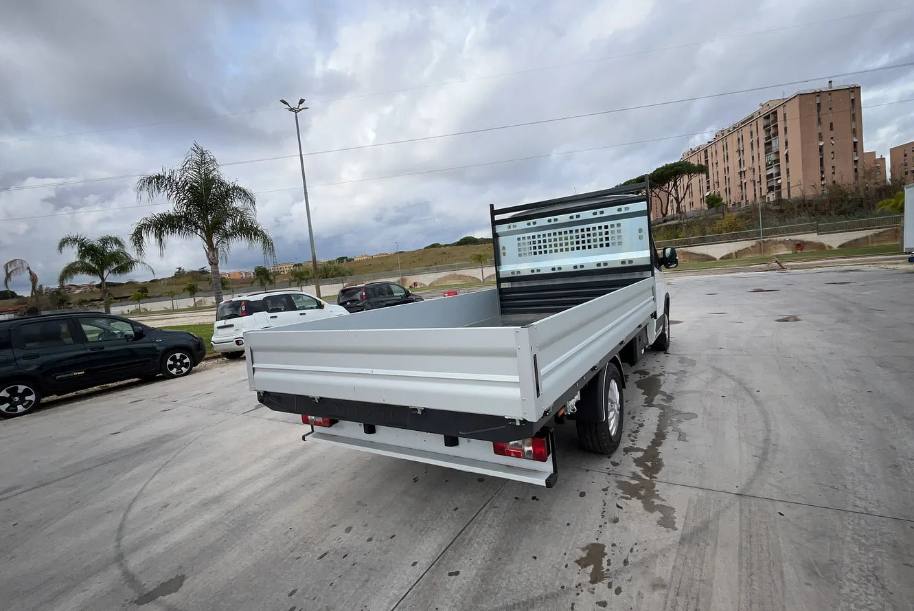 Maxus Deliver 9 Allestiti