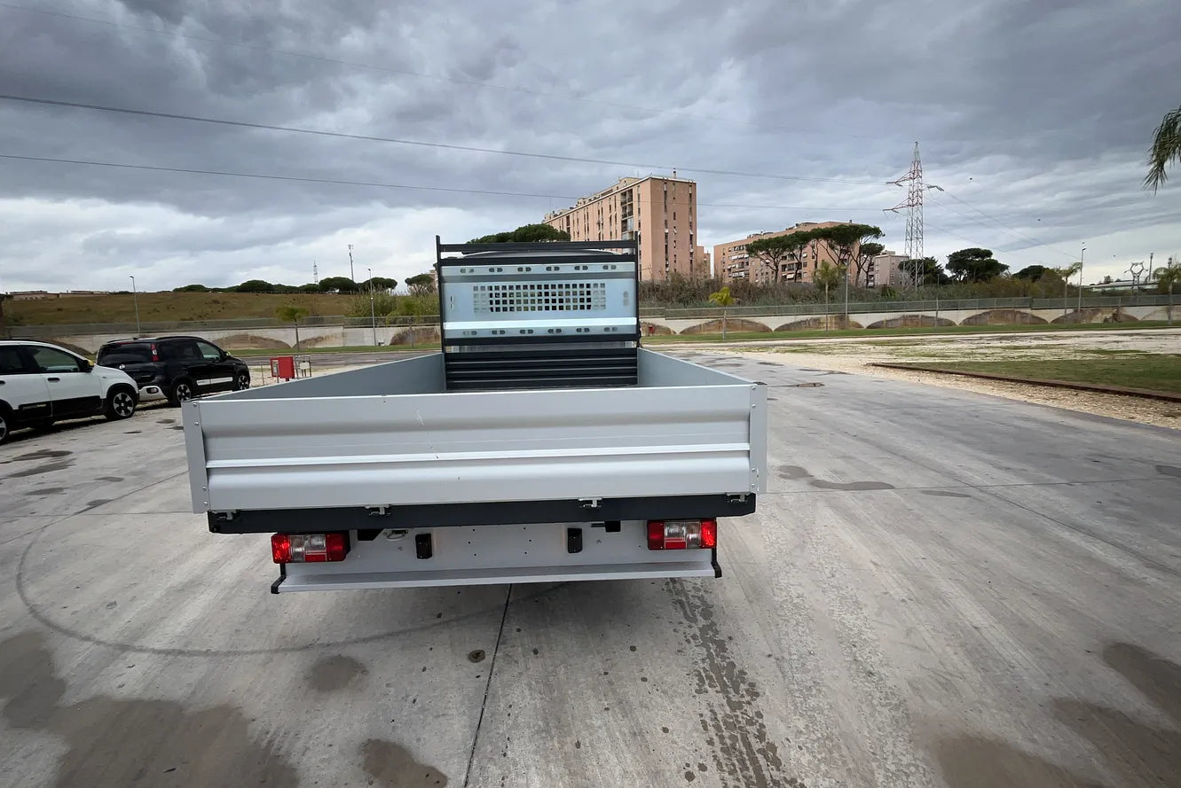 Maxus Deliver 9 Allestiti