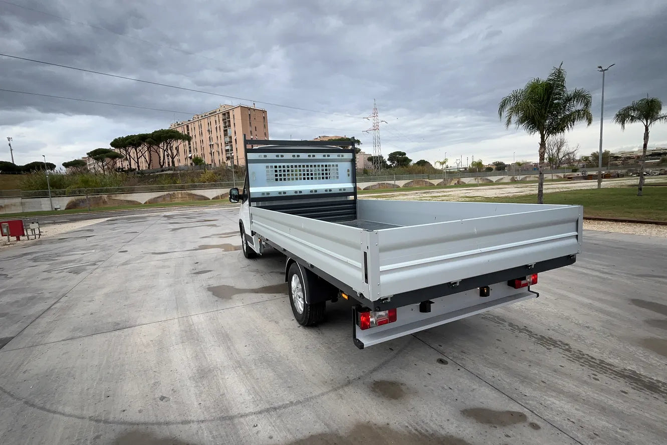 Maxus Deliver 9 Allestiti