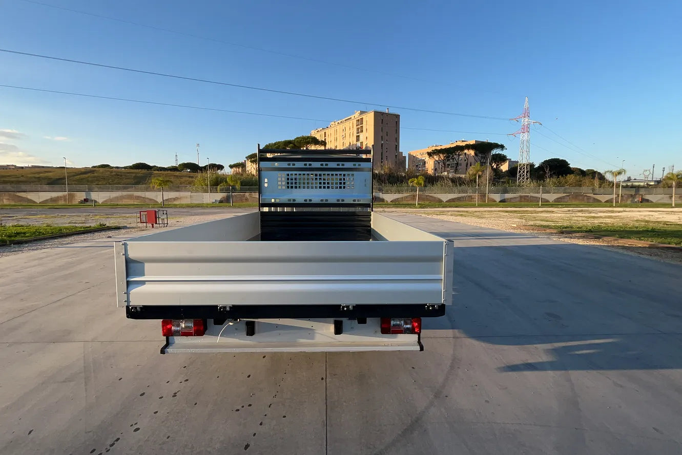Maxus Deliver 9 Allestiti