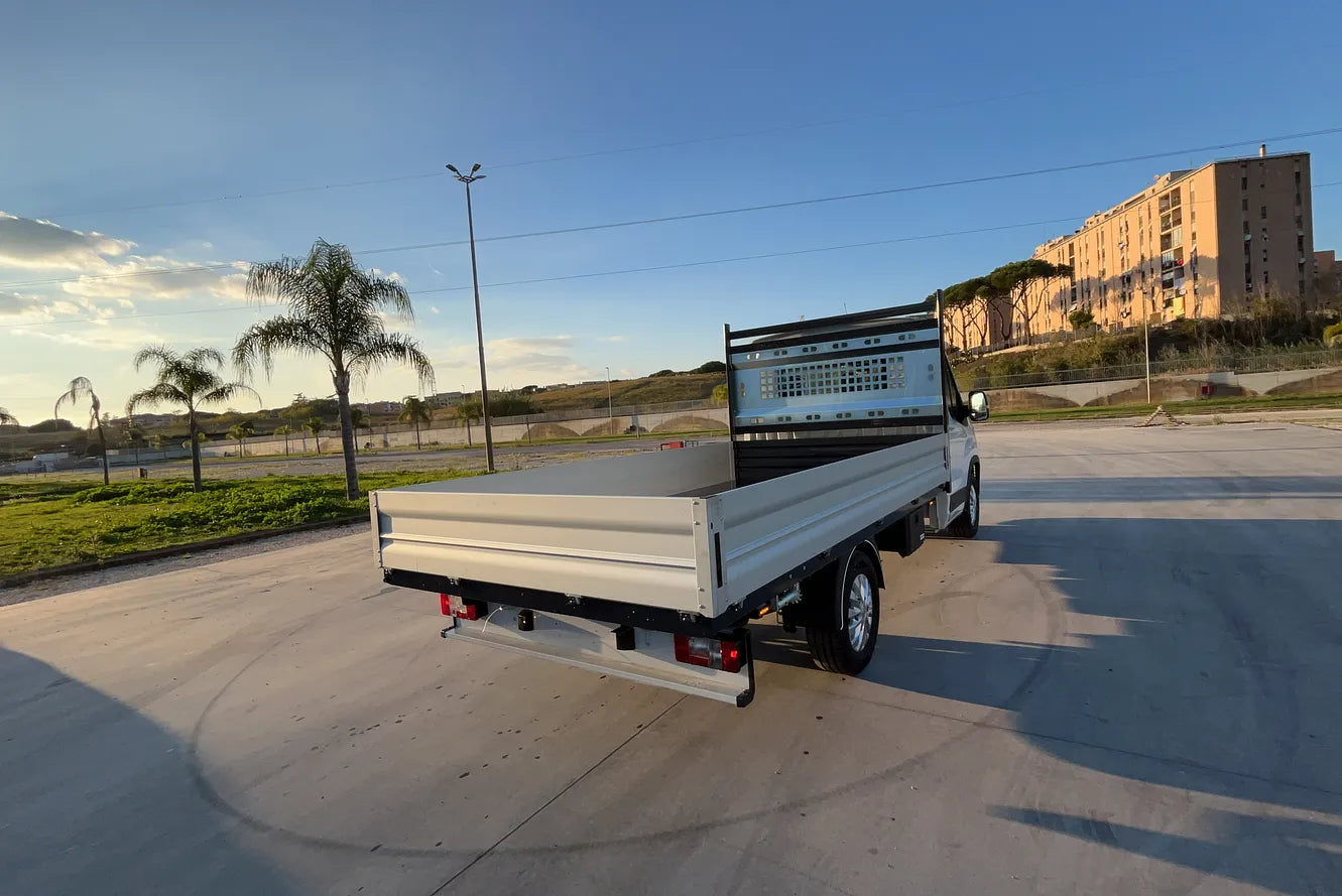 Maxus Deliver 9 Allestiti