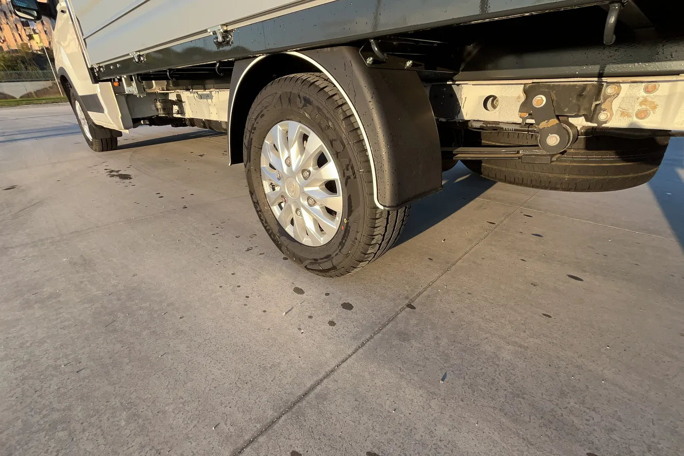 Maxus Deliver 9 Allestiti