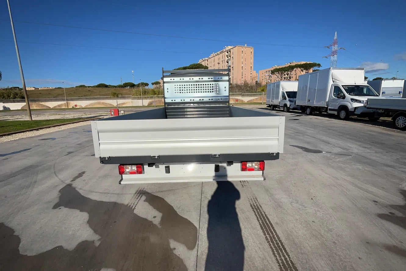 Maxus Deliver 9 Allestiti