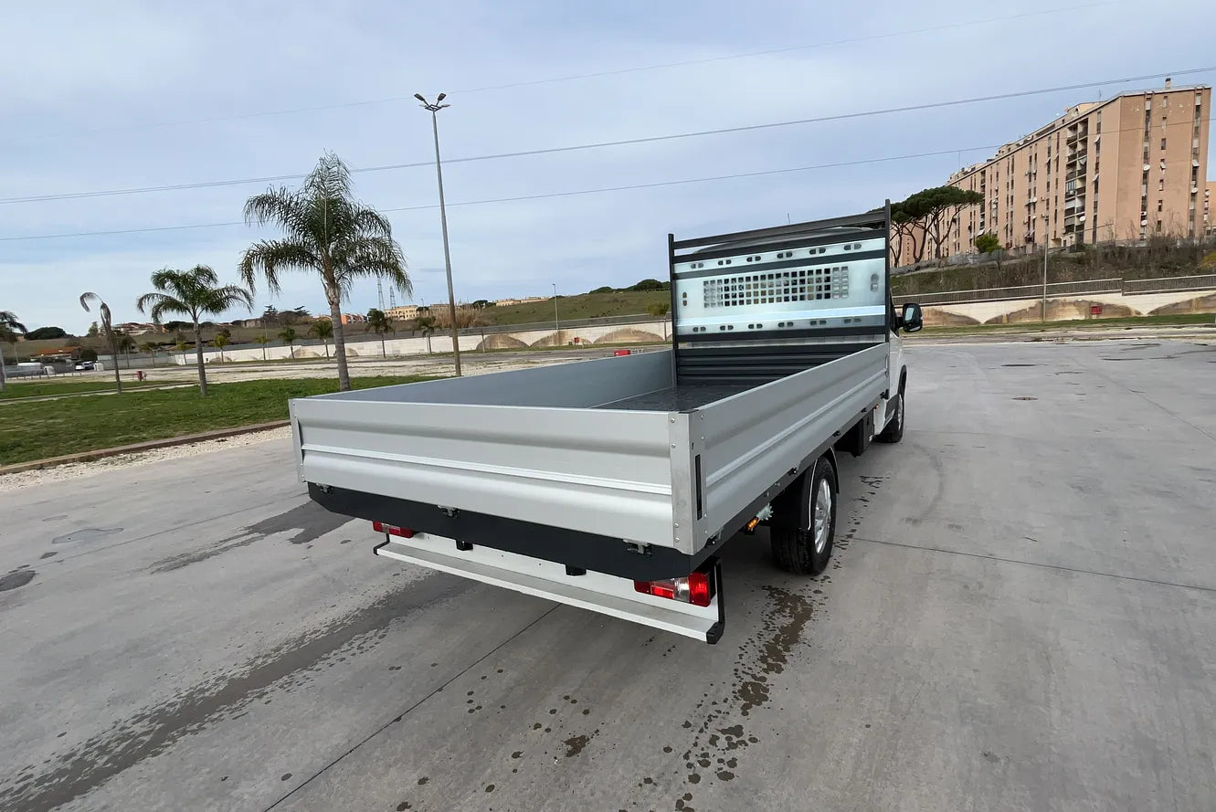 Maxus Deliver
