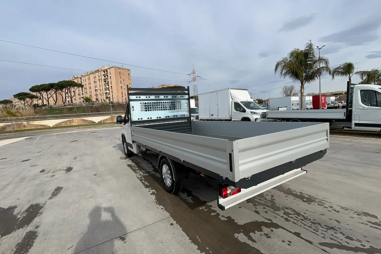 Maxus Deliver