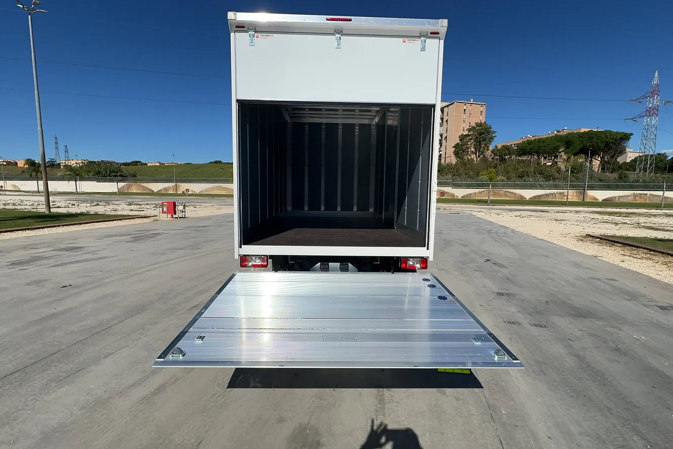 Maxus Deliver 9 Allestiti