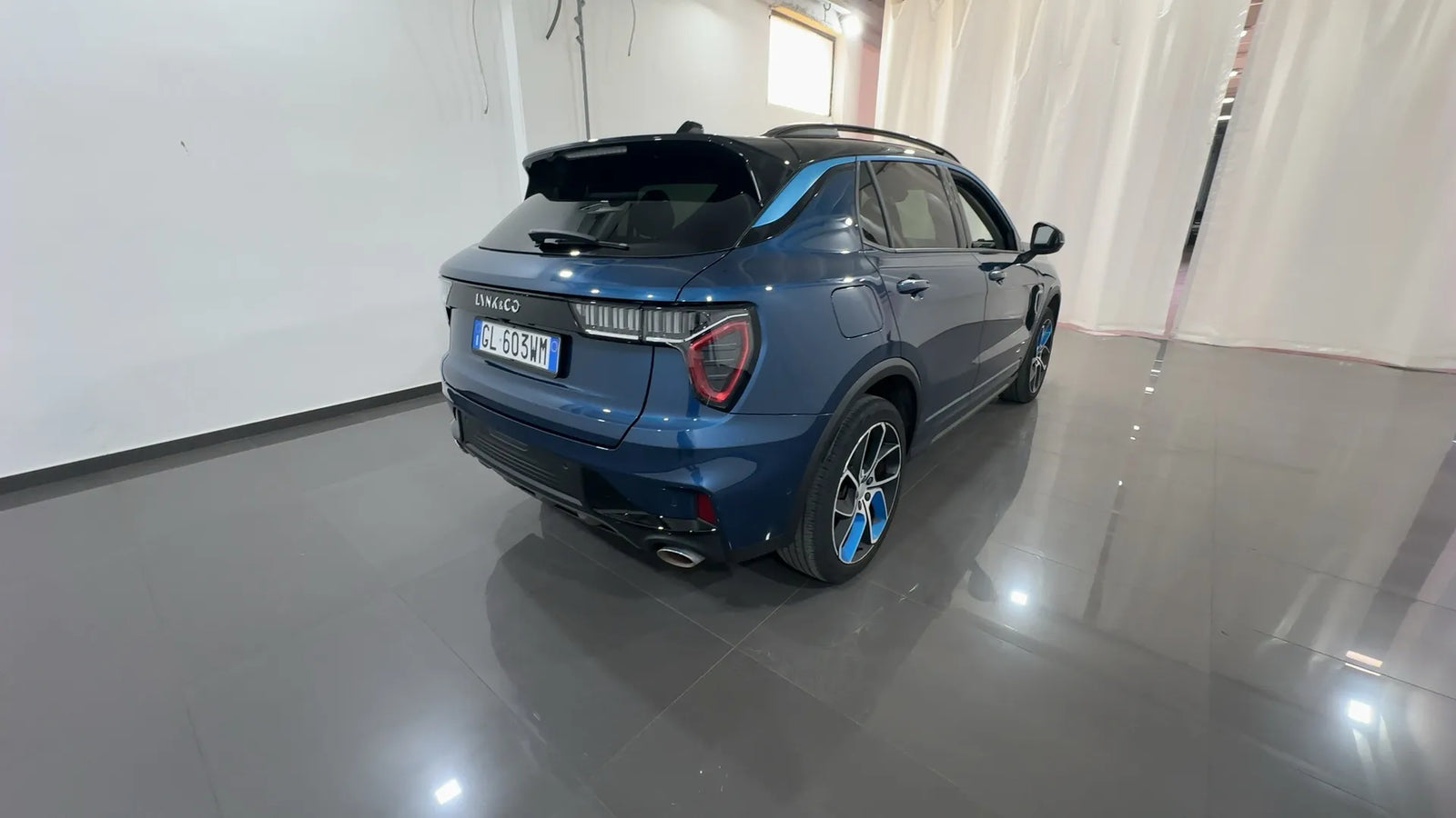 Lynk E Co 01