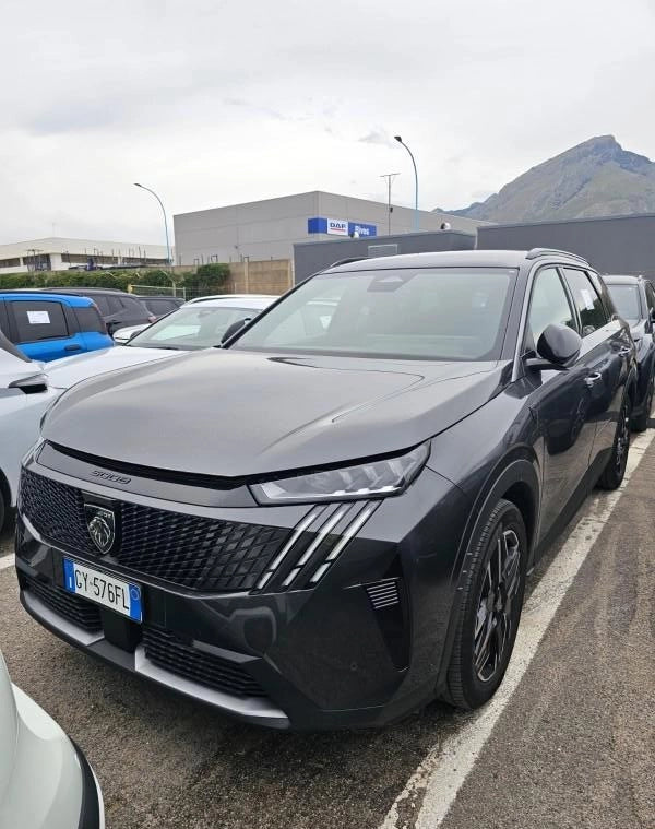 Peugeot 5008