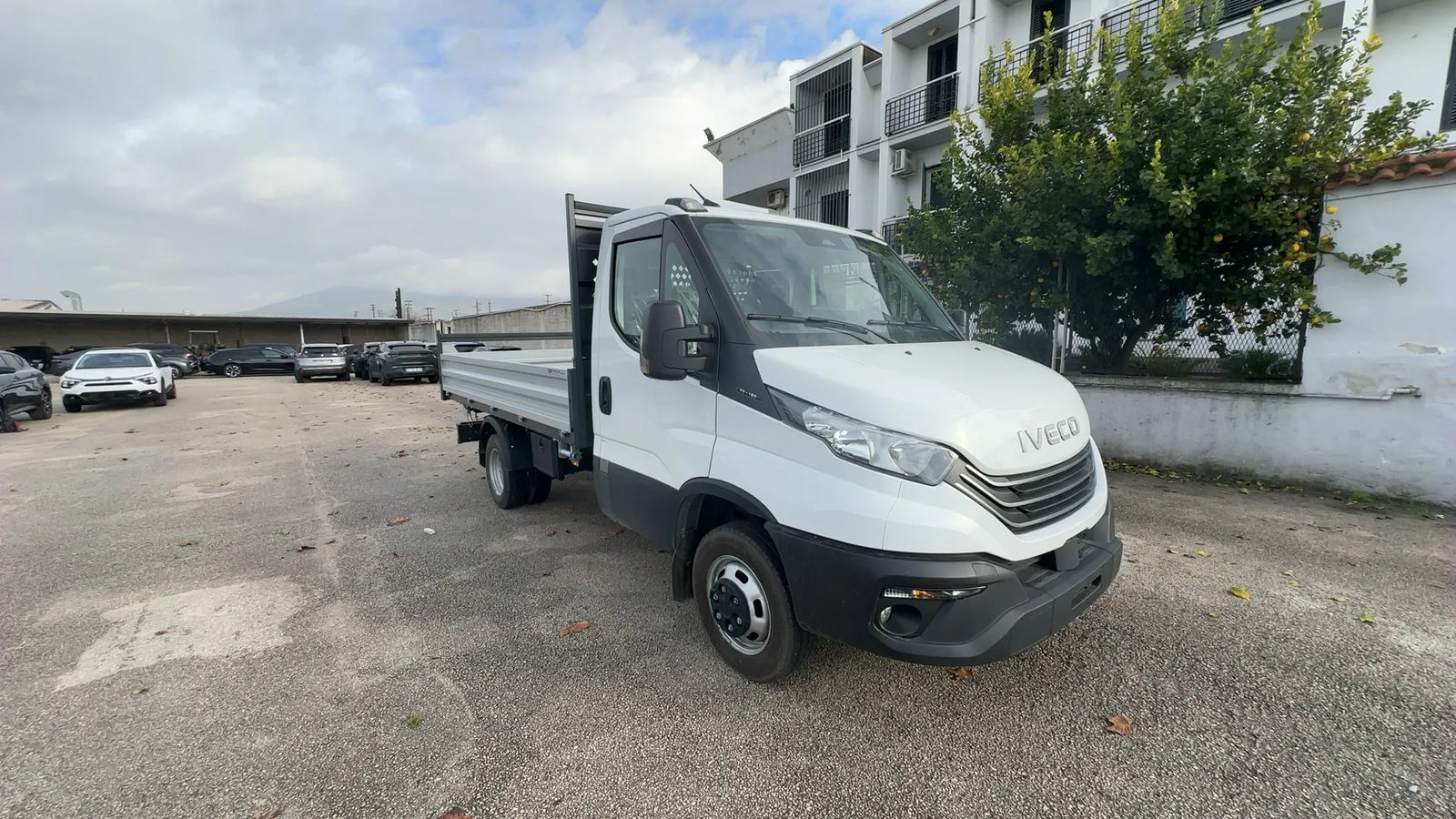 Iveco DAILY Cabinato