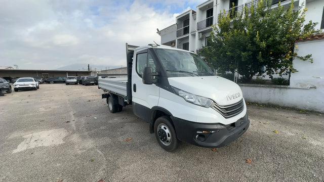 Iveco DAILY Cabinato