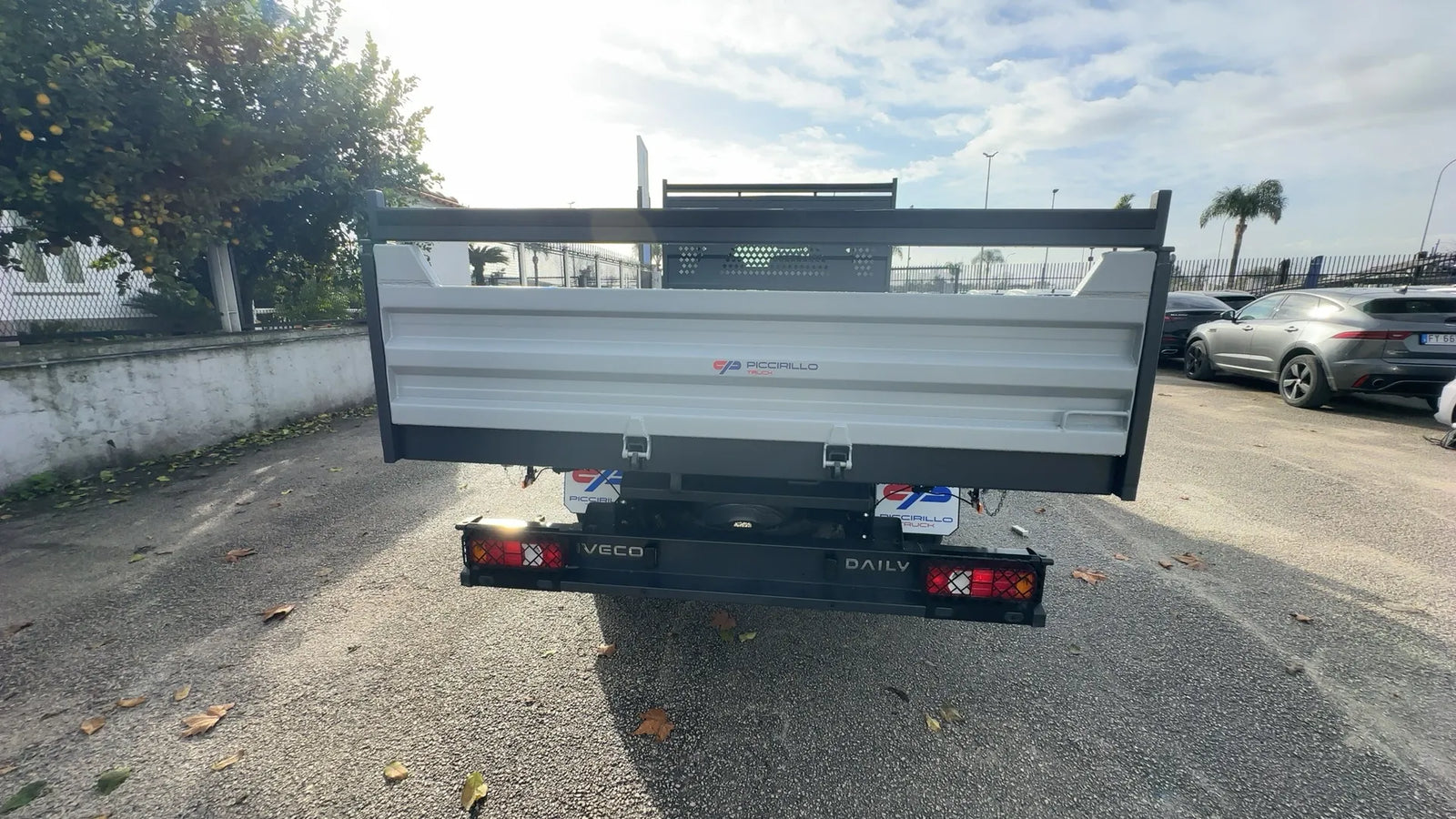 Iveco DAILY Cabinato