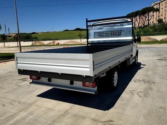 Maxus Deliver 9 Allestiti